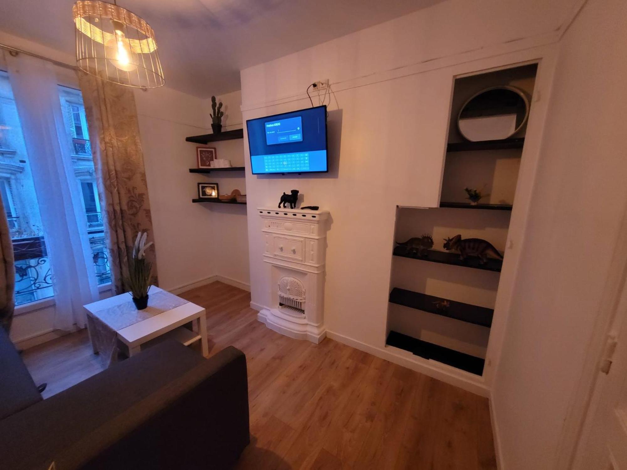 Charmant Appartement Pres De Montmartre 2 パリ エクステリア 写真
